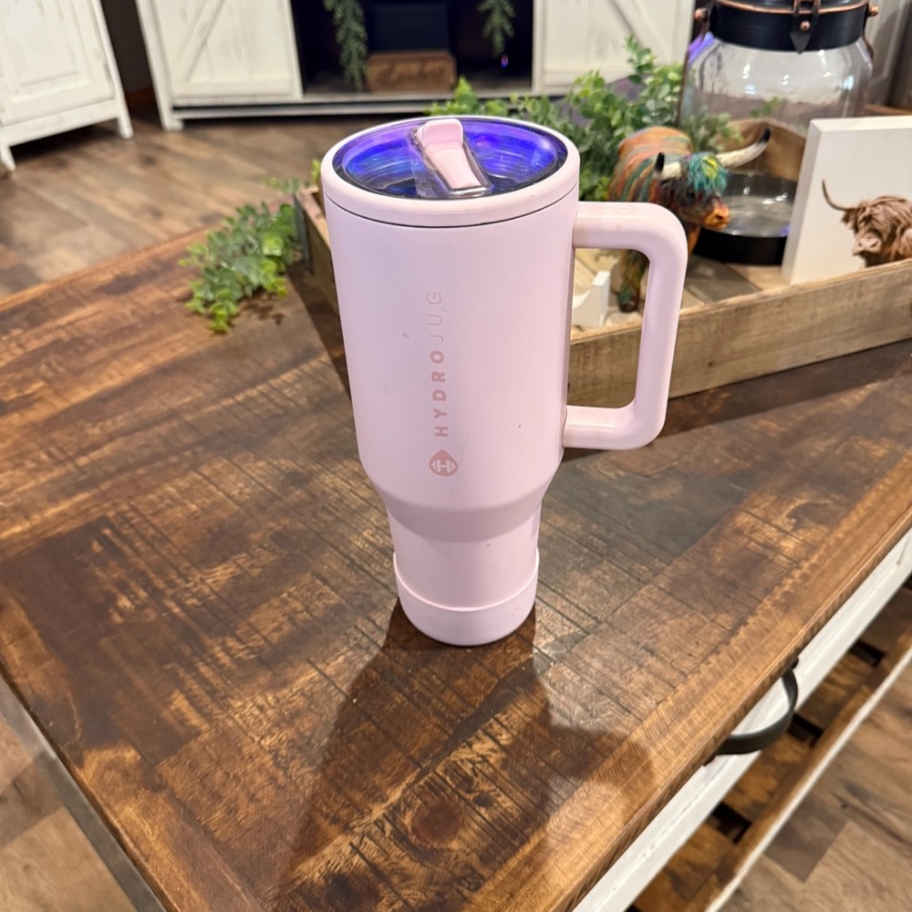 HydroJug 40 oz travel tumbler light pink with handle